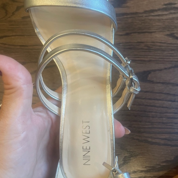 Silver Strappy block heel. Nine West. Size 8m. Worn twice. - Picture 3 of 6